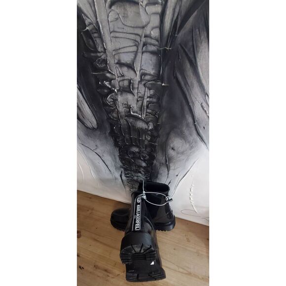 Karl Lagerfeld boots size 6 - Picture 7 of 11